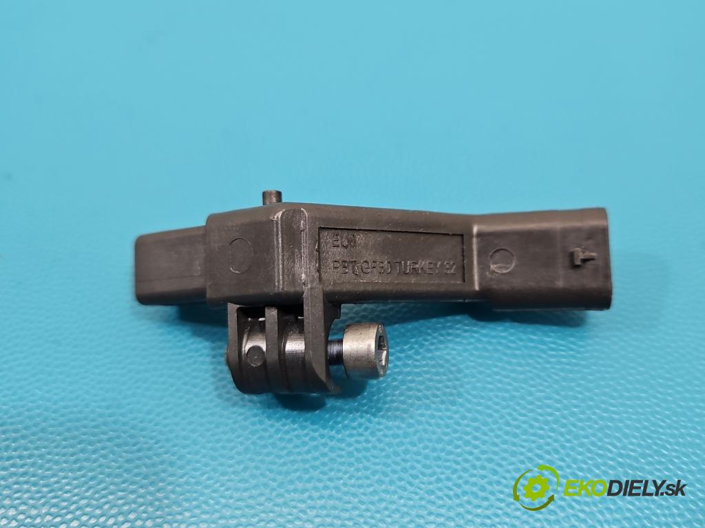 Skoda Octavia IV 2019- 1.5 TSI 150 HP automatic 110 kW 1498 cm3 5- snímač pozícia: hriadele kľukovej 05E906433E (Snímač polohy kľukového hriadeľa)