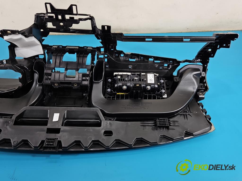 Skoda Scala 2019- 1.0 tsi 114 HP manual 84 kW 999 cm3 5- kokpit,pristrojová doska rozdeľovacia 655857007