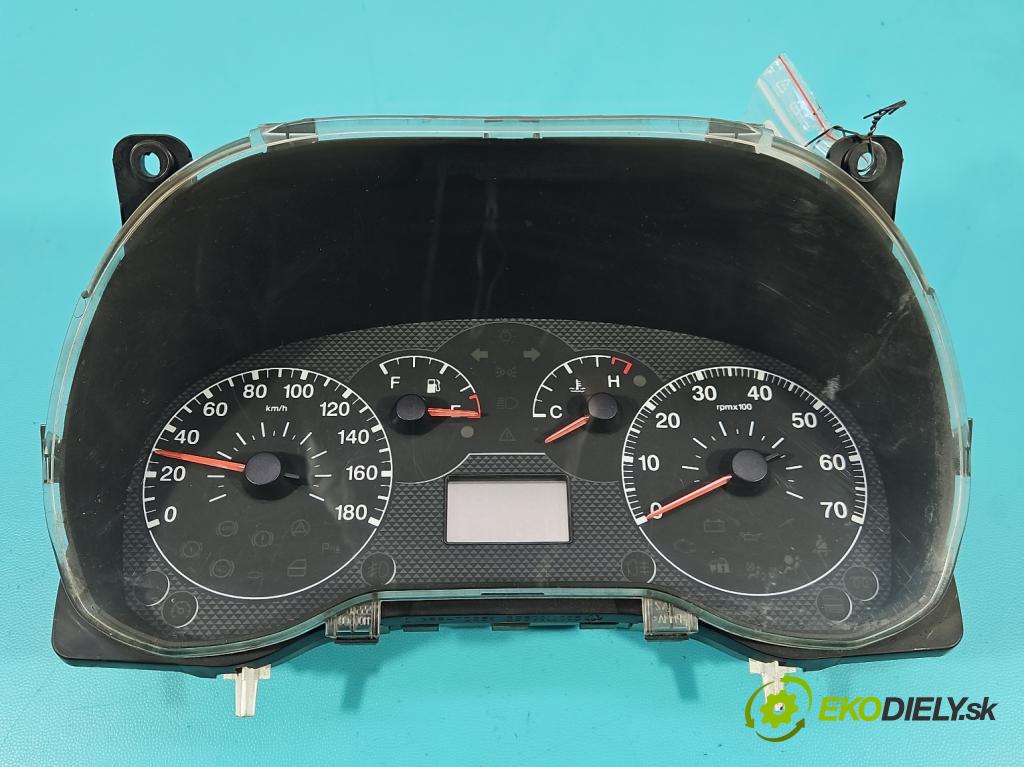 Fiat Fiorino III 2007- 1.3 jtd 75 HP manual 55 kW 1248 cm3 5- prístrojovka/ budíky 1365706080 (Prístrojová doska)