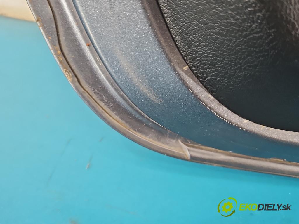 Peugeot 207 1.4 16V 95 hp manual 70 kW 1397 cm3 3- zadní kufrové dveře  (Zadní kapota (kufr))