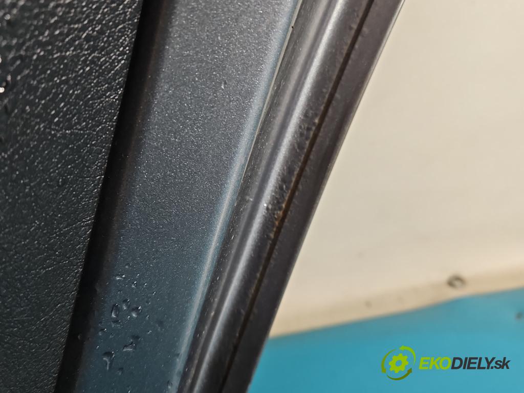 Peugeot 207 1.4 16V 95 hp manual 70 kW 1397 cm3 3- zadní kufrové dveře  (Zadní kapota (kufr))