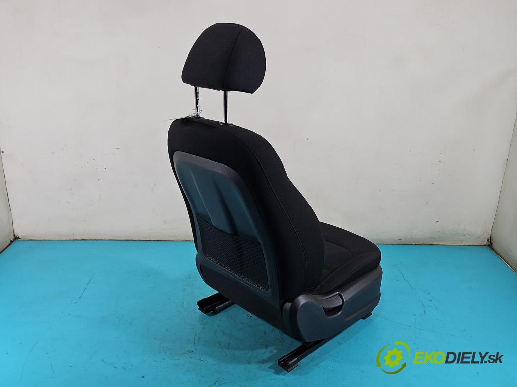 Hyundai Elantra VI 2015-2020 1.6 16V 128 hp automatic 94 kW 1591 cm3 4- Sedadlo pravý  (Sedadlo)