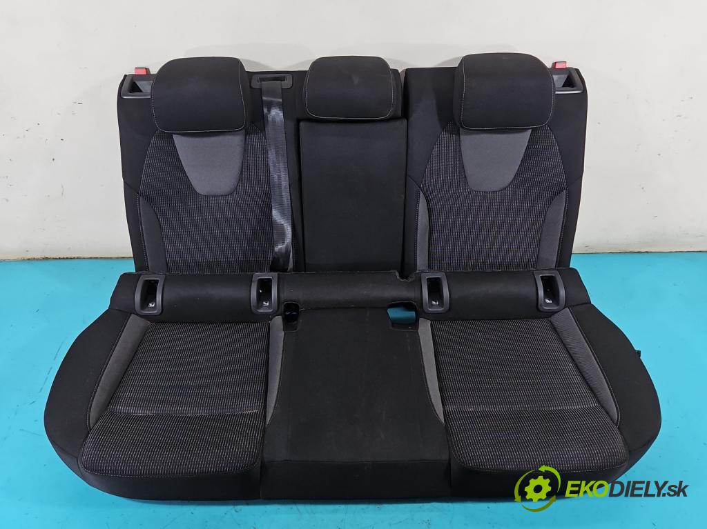 Skoda Octavia IV 2019- 1.5 TSI 150 HP automatic 110 kW 1498 cm3 5- Pohovka: zadné  (Sedadlo)