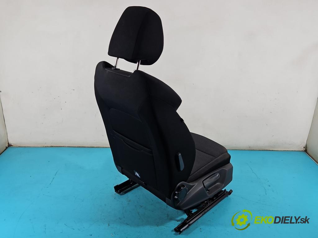 Skoda Octavia IV 2019- 1.5 TSI 150 hp automatic 110 kW 1498 cm3 5- Sedadlo pravý  (Sedadlo)