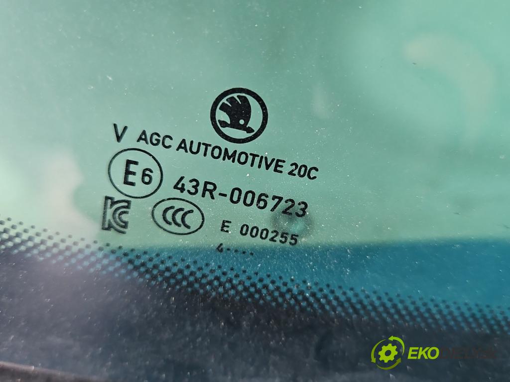 Skoda Octavia IV 2019- 1.5 TSI 150 HP automatic 110 kW 1498 cm3 5- sklo zadné pravé