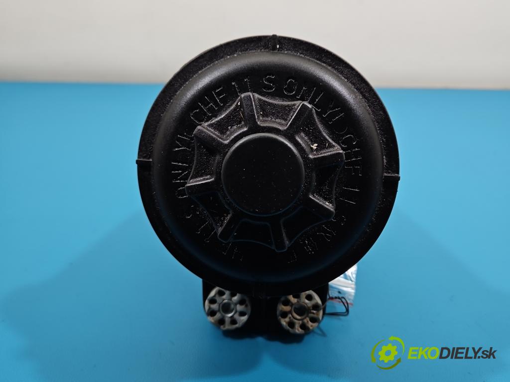 Bmw X6 E71 2007–2014 3.0d 306KM automatic 225 kW 2993 cm3 5- nádržka tekutina: brzdový 10617211