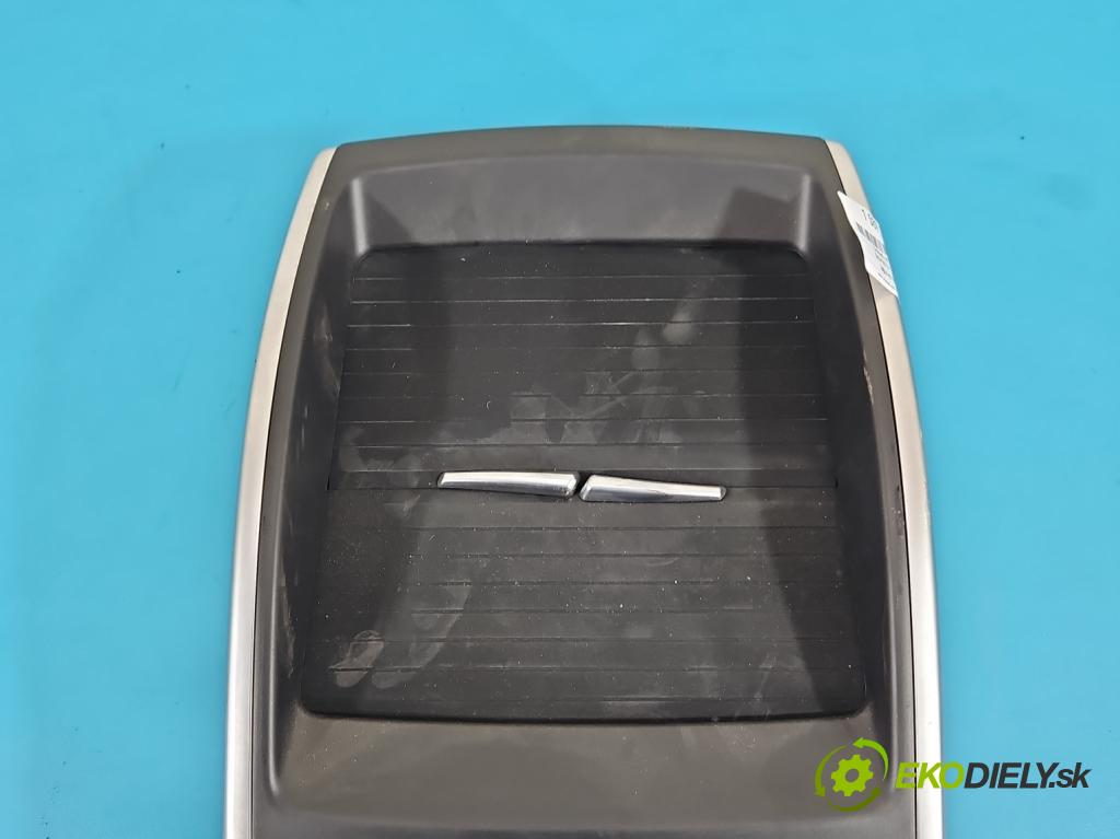 Bmw X6 E71 2007–2014 3.0d 306KM automatic 225 kW 2993 cm3 5- Rukojeť: na nápoje: 1380687 (Držiak (úchyt) na nápoje)