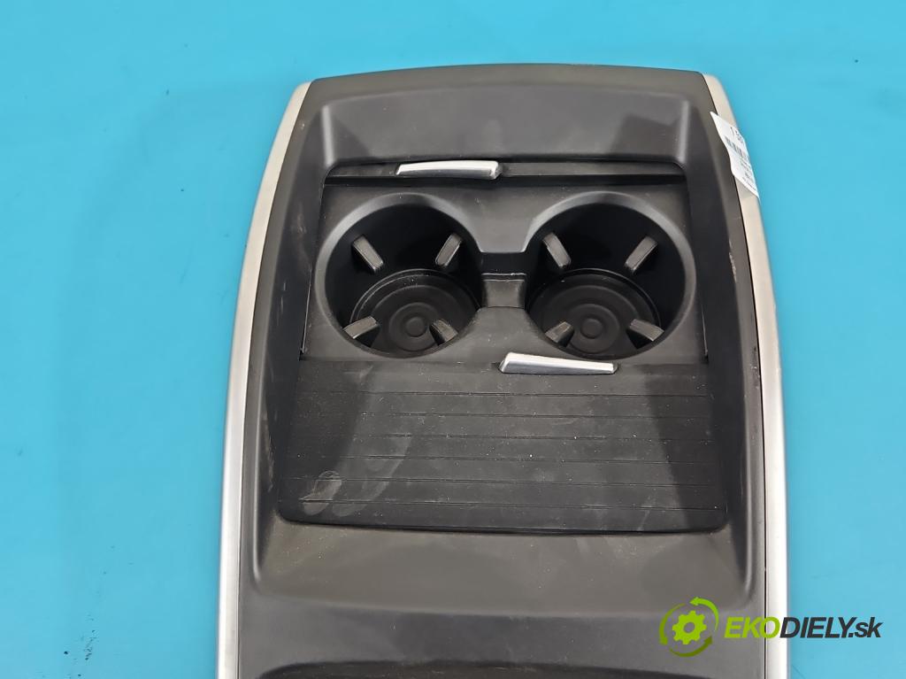 Bmw X6 E71 2007–2014 3.0d 306KM automatic 225 kW 2993 cm3 5- Rukojeť: na nápoje: 1380687 (Držiak (úchyt) na nápoje)