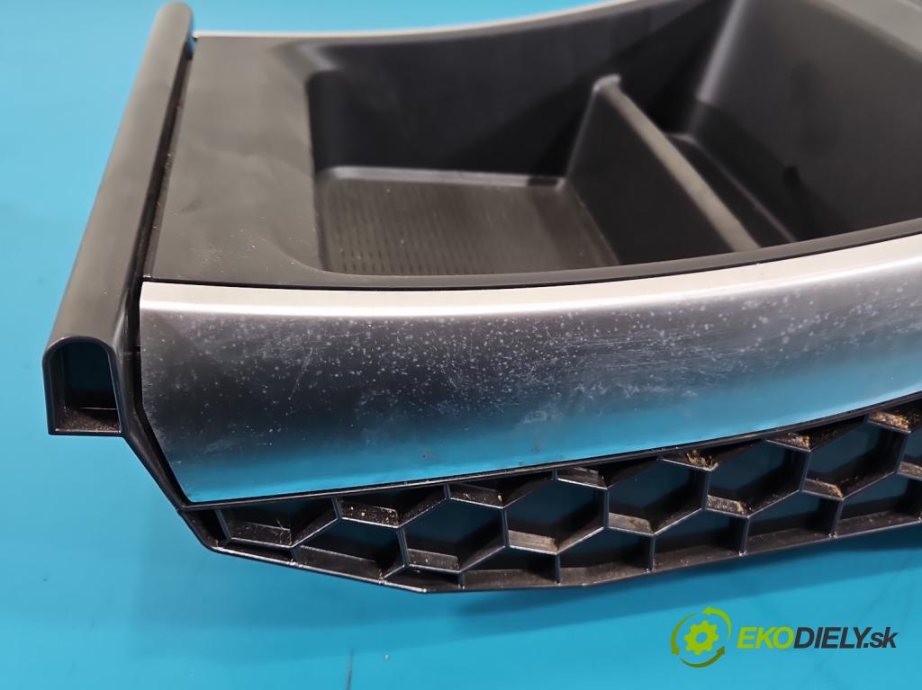 Bmw X6 E71 2007–2014 3.0d 306KM automatic 225 kW 2993 cm3 5- Rukojeť: na nápoje: 1380687 (Držiak (úchyt) na nápoje)