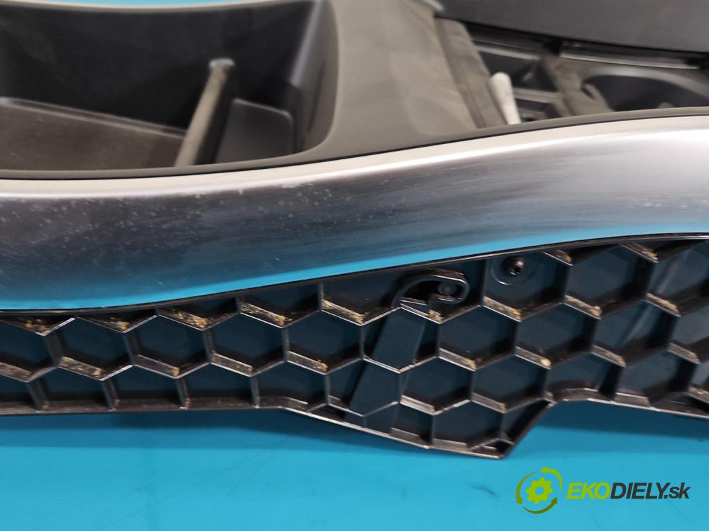 Bmw X6 E71 2007–2014 3.0d 306KM automatic 225 kW 2993 cm3 5- Rukojeť: na nápoje: 1380687 (Držiak (úchyt) na nápoje)