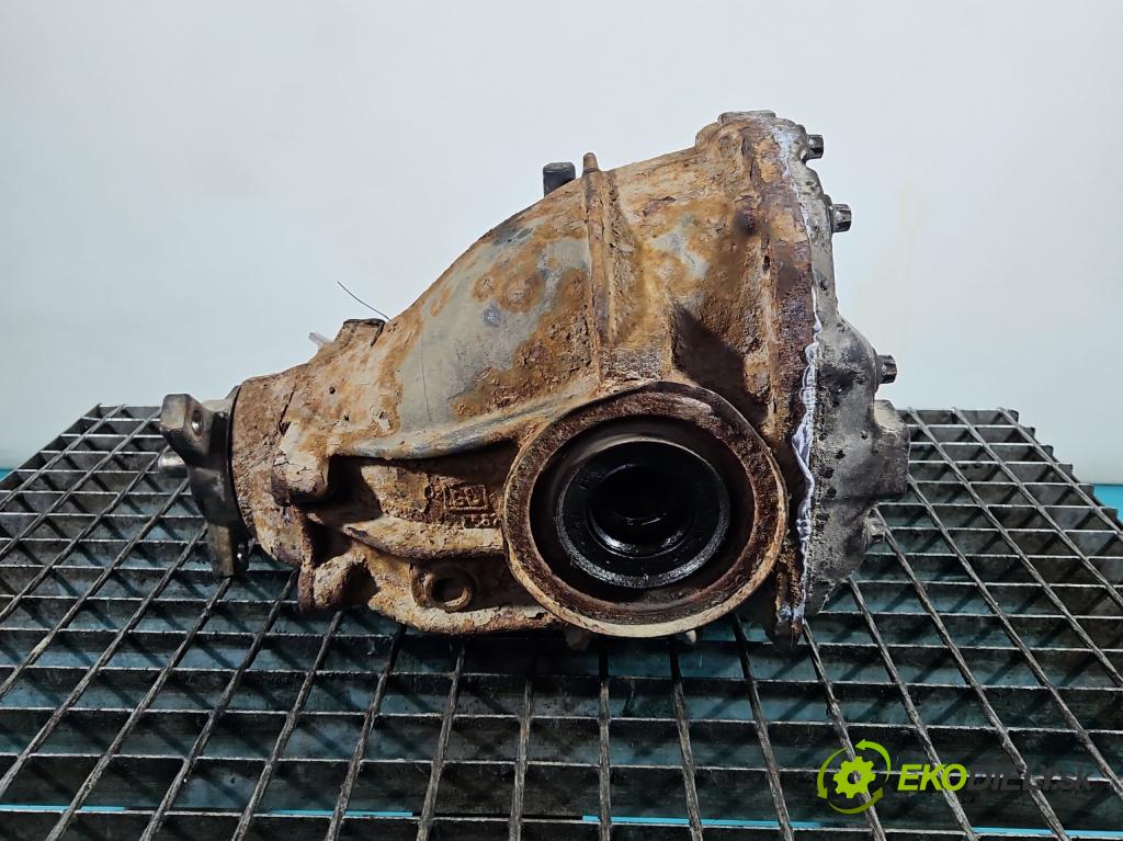 Mercedes E W211 2002-2009 2.7 cdi 177 HP automatic 130 kW 2685 cm3 4- Most: zadní: