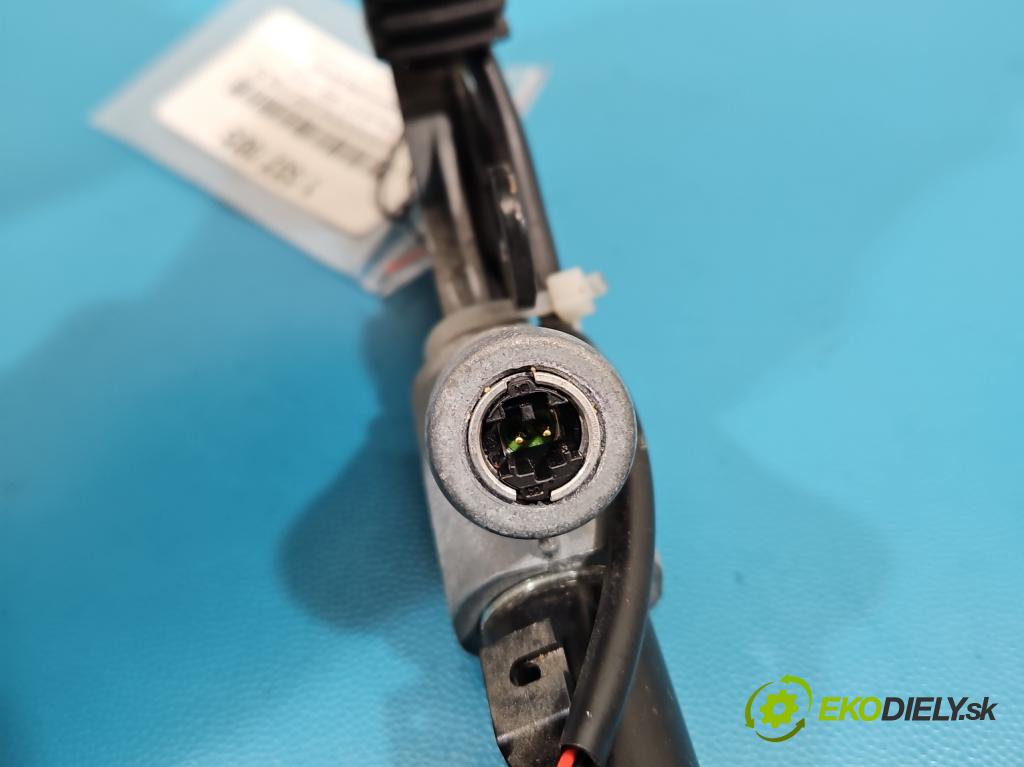 Bmw X6 E71 2007–2014 3.0d 306KM automatic 225 kW 2993 cm3 5- pas bezpečnosť: predné pravý 7295964