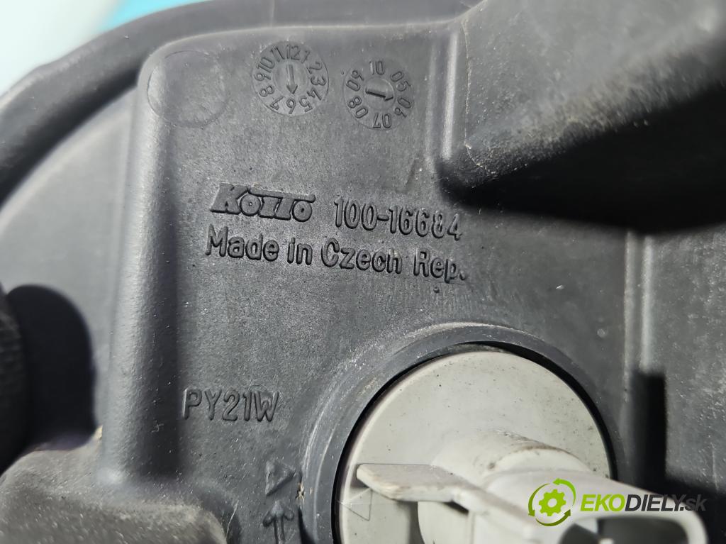 Suzuki SX4 I 2006-2014 1.9 ddis: 120 HP manual 88 kW 1910 cm3 5- Reflektor: pravý  (Svetlo predné pravé)