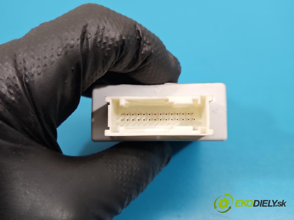 Bmw X6 E71 2007–2014 3.0d 306KM automatic 225 kW 2993 cm3 5- riadiaca jednotka ostatné 6793163