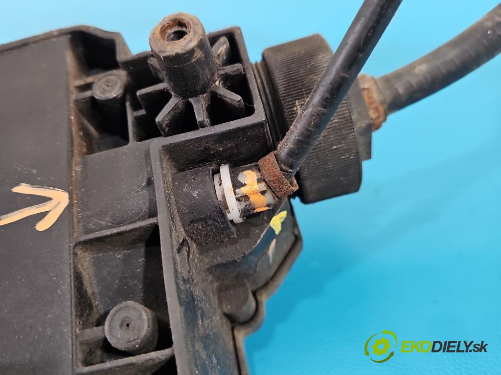 Bmw X6 E71 2007–2014 3.0d 306KM automatic 225 kW 2993 cm3 5- Brzda manuál: elektrický: P679607203 (Ručná brzda)