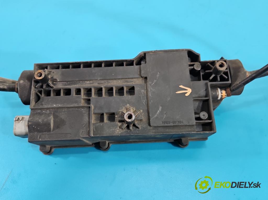 Bmw X6 E71 2007–2014 3.0d 306KM automatic 225 kW 2993 cm3 5- Brzda manuál: elektrický: P679607203 (Ručná brzda)