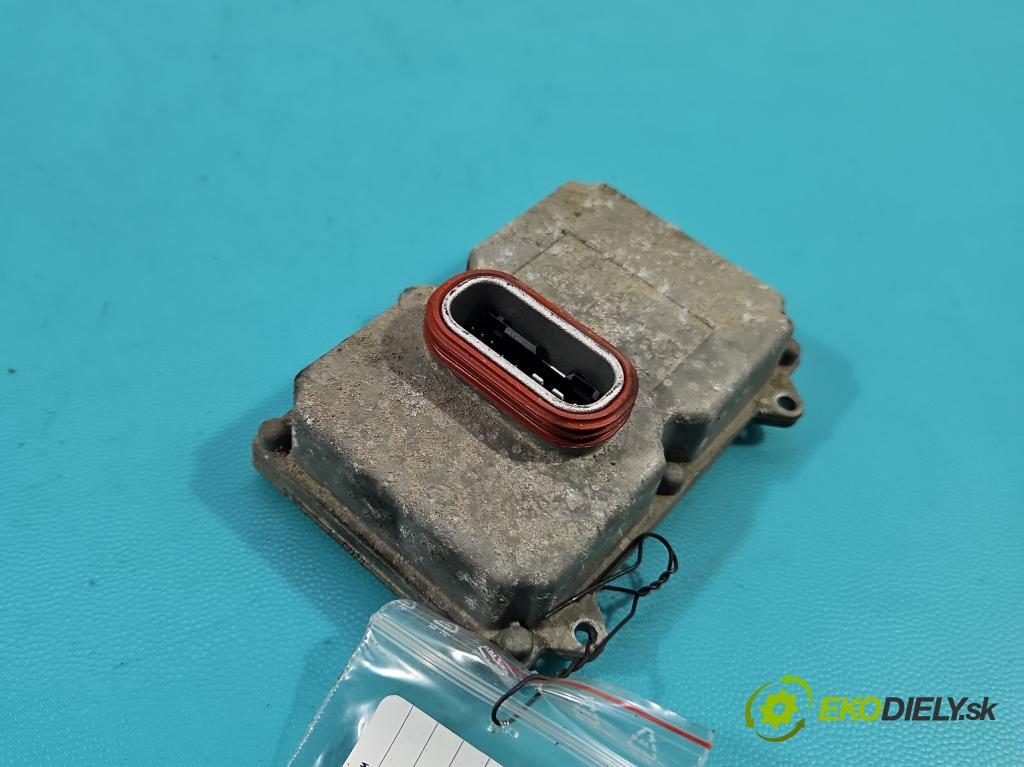 Mercedes E W211 2002-2009 2.7 cdi 177 HP automatic 130 kW 2685 cm3 4- střídač: xenon 5DF008279-05 (Riadiaca jednotka xenónu)