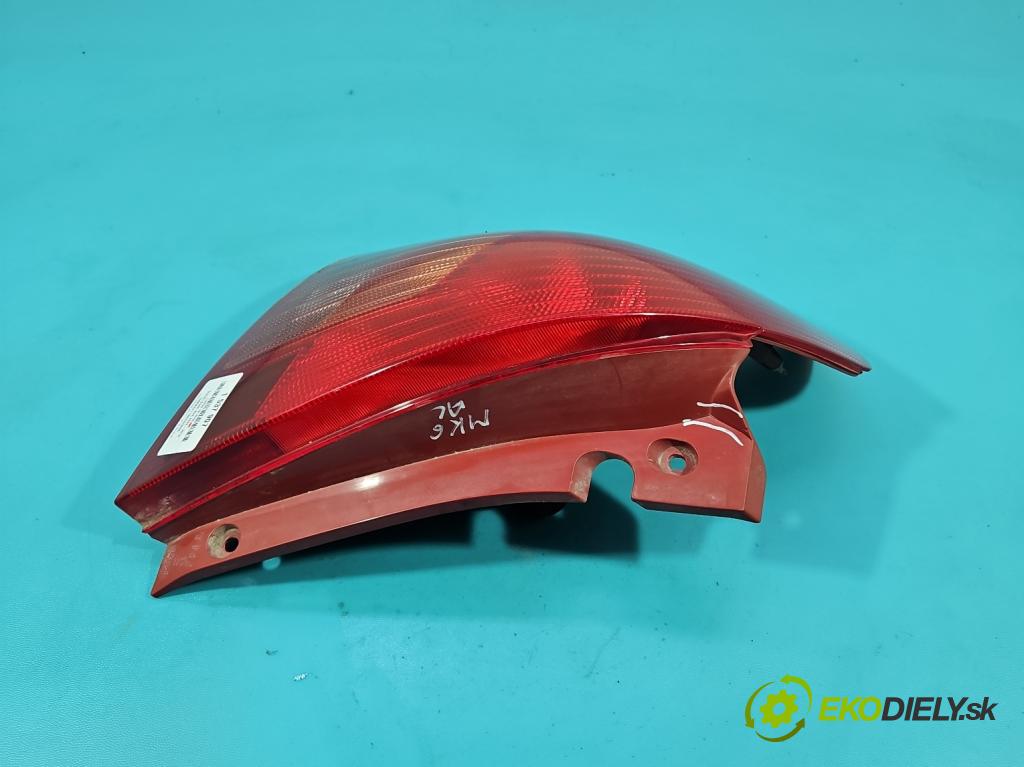 Suzuki Swift Mk6 2005-2010 1.3 16V 92 HP manual 67.5 kW 1328 cm3 5- svetlo / reflektor zadné ľavé  (Kľučka dverí ostatné)
