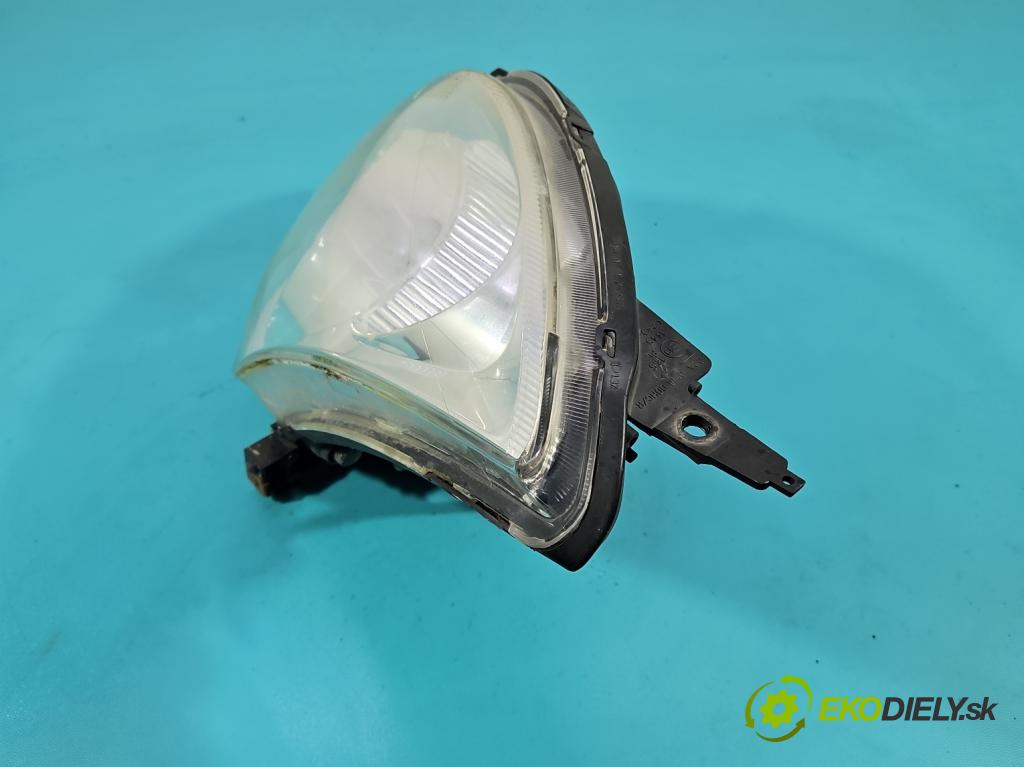 Suzuki Swift Mk6 2005-2010 1.3 16V 92 HP manual 67.5 kW 1328 cm3 5- Reflektor: ľavý  (Kľučka dverí ostatné)