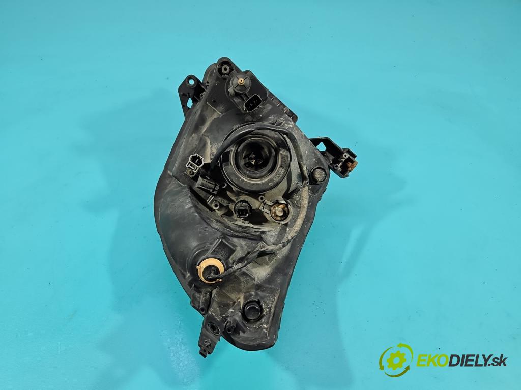 Suzuki Swift Mk6 2005-2010 1.3 16V 92 HP manual 67.5 kW 1328 cm3 5- Reflektor: ľavý  (Kľučka dverí ostatné)