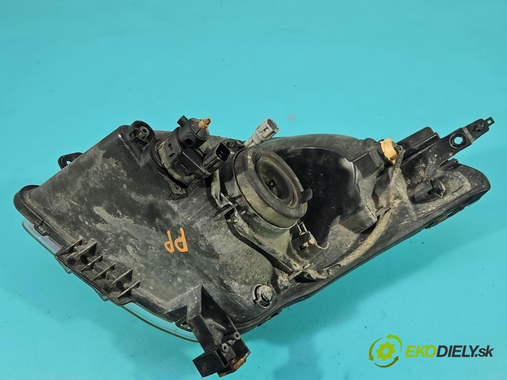 Suzuki Swift Mk6 2005-2010 1.3 16V 92 HP manual 67.5 kW 1328 cm3 5- Reflektor: pravý P4981R (Svetlo predné pravé)