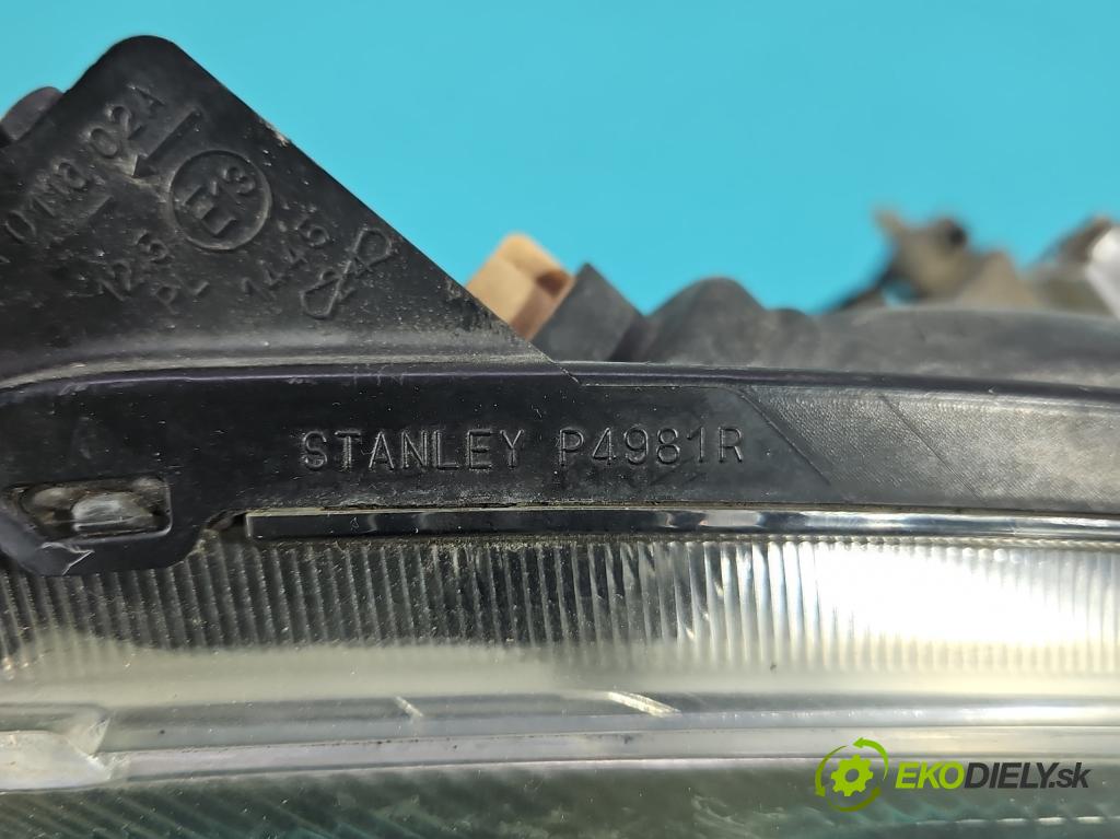 Suzuki Swift Mk6 2005-2010 1.3 16V 92 HP manual 67.5 kW 1328 cm3 5- Reflektor: pravý P4981R (Svetlo predné pravé)