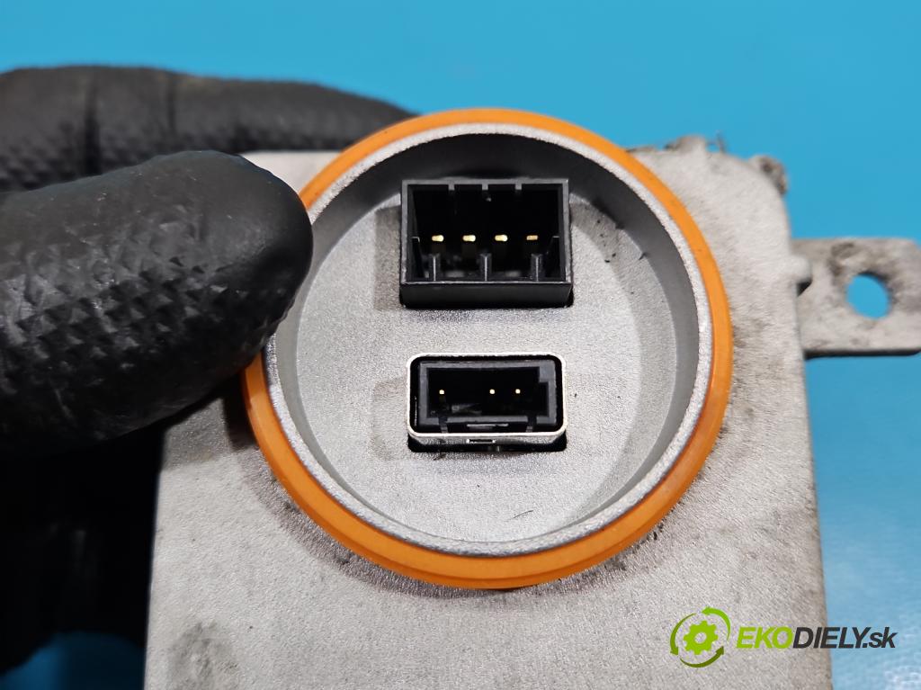 Audi Q5 2008-2016 2.0 TFSI 224hp automatic 165 kW 1984 cm3 5- střídač: xenon 8K0941597B (Riadiaca jednotka xenónu)