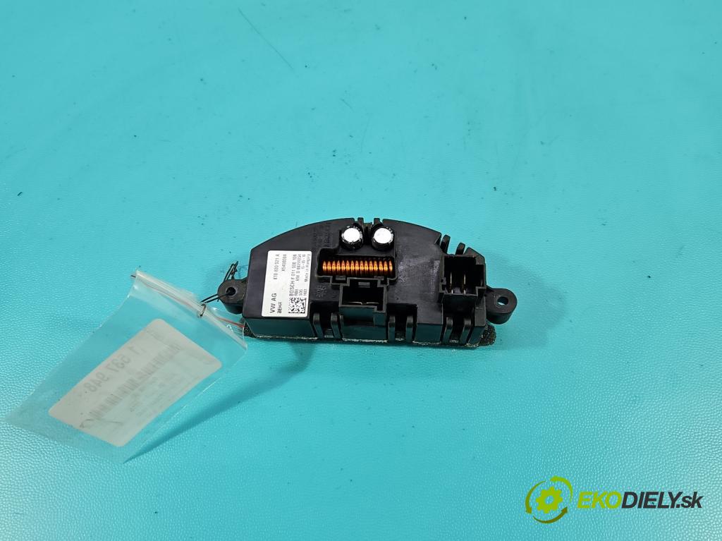 Audi Q5 2008-2016 2.0 TFSI 224hp automatic 165 kW 1984 cm3 5- rezistor 8T0820521A