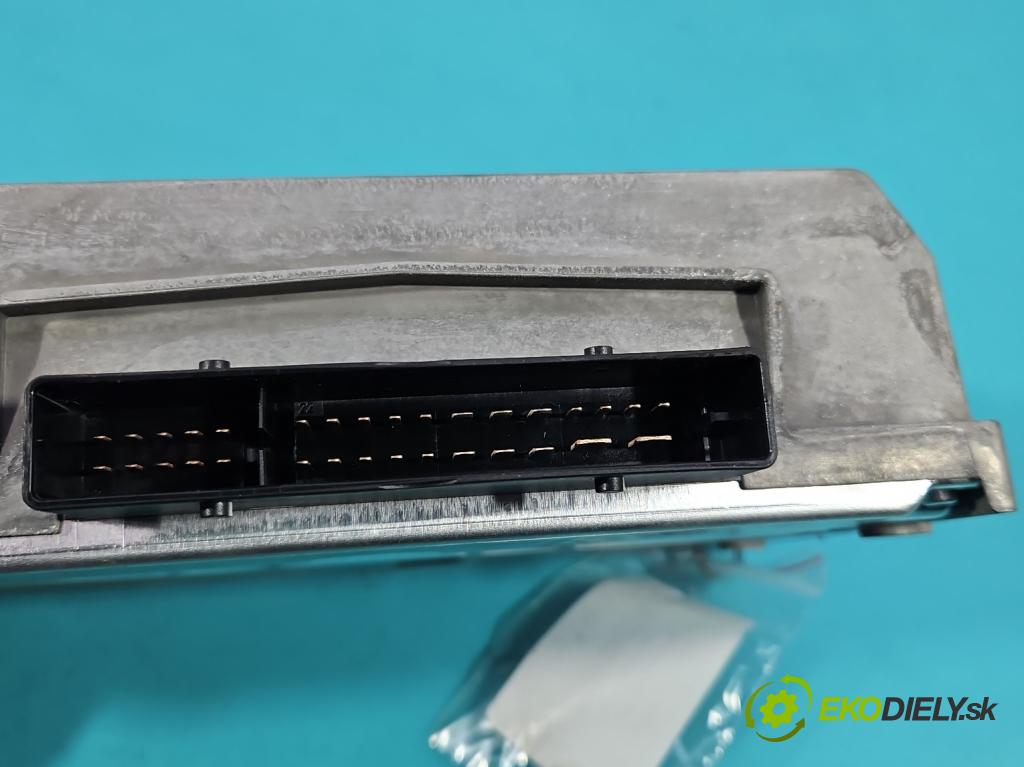 Audi Q5 2008-2016 2.0 TFSI 224hp automatic 165 kW 1984 cm3 5- Zesilovač: 8T1035223A (Zosilňovač)