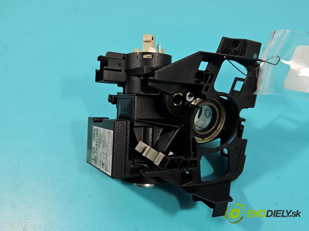 Opel Zafira A 1999-2005 2.0 dti 101 HP manual 74 kW 1995 cm3 5- Spínačka 90589313 (Spínacia skrinka)