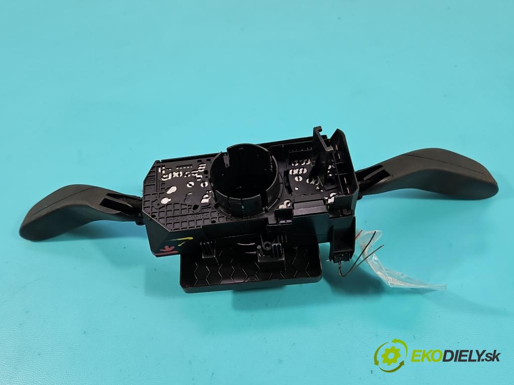 Vw Polo IV 9N 2001-2009 1.9 sdi 64 HP manual 47 kW 1896 cm3 5- prepínač komplex: 6Q0953503AD (Prepínacie páčky pod volantom)