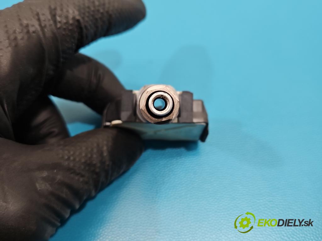 Bmw X5 F15 2013-2018 3.0d 258 HP automatic 190 kW 2993 cm3 5- snímač tlak: pneumatika 707355-10 (Snímač tlaku v pneumatike)