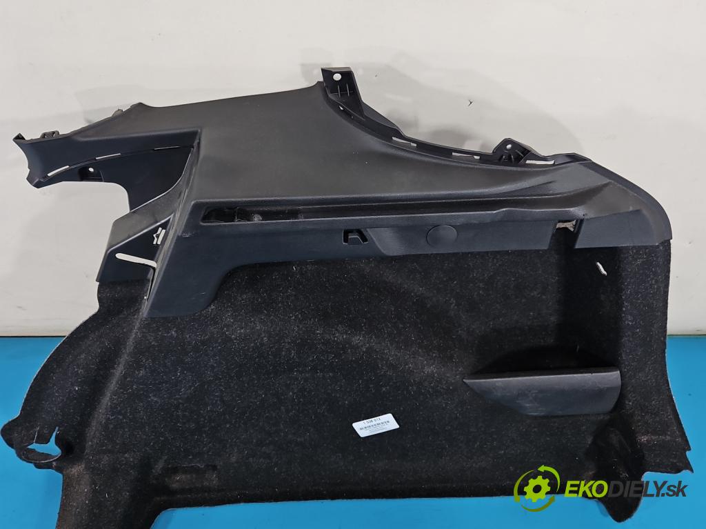 Skoda Scala 2019- 1.0 tsi 114 HP manual 84 kW 999 cm3 5- Čalounictví: kufra: pravé 657867428D