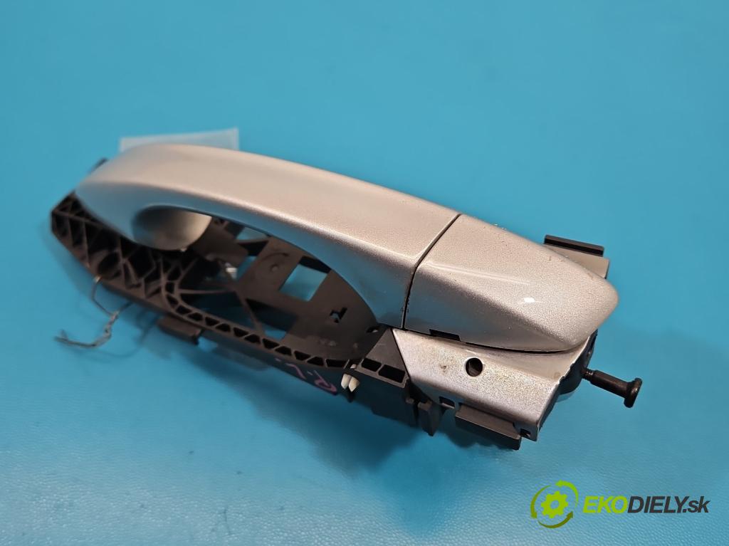 Skoda Scala 2019- 1.0 tsi 114 HP manual 84 kW 999 cm3 5- rukoväť predné ľavé mimo: 5N0837885H (Kľučka dverí vonkajšia predná ľavá)