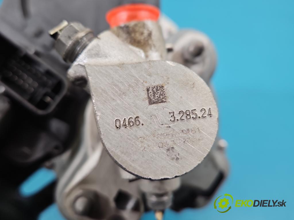 Skoda Octavia IV 2019- 1.5 TSI 150 HP automatic 110 kW 1498 cm3 5- servo brzdové 5WB614105BB