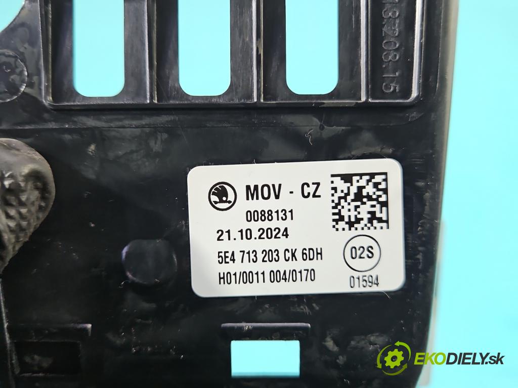 Skoda Octavia IV 2019- 1.5 TSI 150 HP automatic 110 kW 1498 cm3 5- Páka: Změny: stupeň,rýchlosť 5E4713203CK (Rýchlostná páka (kulisa))