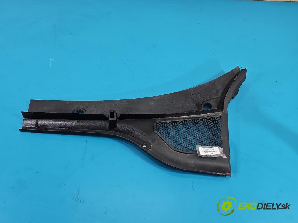 Skoda Octavia IV 2019- 1.5 TSI 150 hp automatic 110 kW 1498 cm3 5- torpédo 5E3819415 (Plast pod čelním sklem)