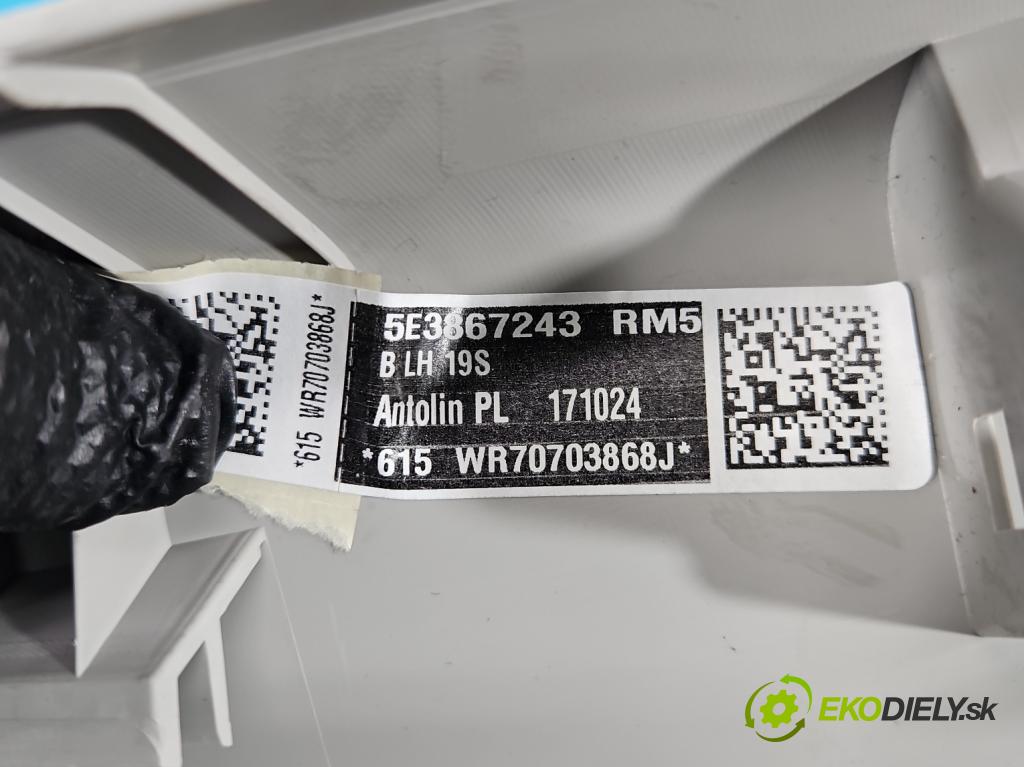 Skoda Octavia IV 2019- 1.5 TSI 150 HP automatic 110 kW 1498 cm3 5- kryt plast 5E3867243