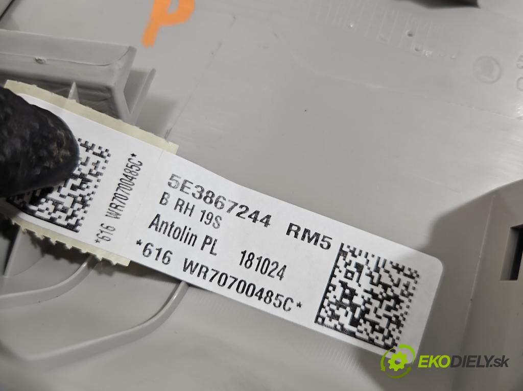Skoda Octavia IV 2019- 1.5 TSI 150 HP automatic 110 kW 1498 cm3 5- kryt plast 5E3867244