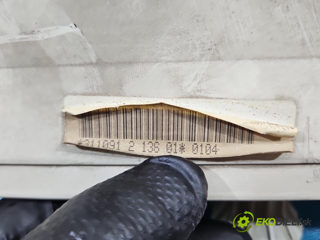 Vw Passat B3 1988-1993 1.8 90 HP manual 66 kW 1781 cm3 5- prístrojovka/ budíky 357919033EL (Prístrojová doska)