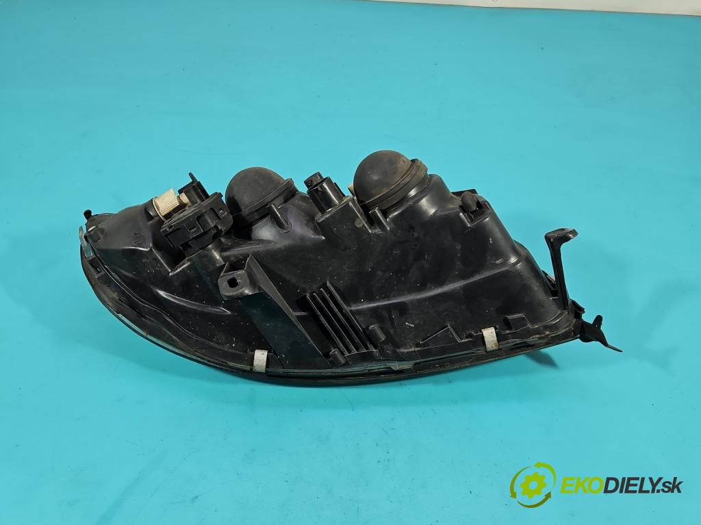 Opel Omega B 1994-2003 2.5 DTI 150 HP automatic 110 kW 2497 cm3 4- Reflektor: ľavý  (Kľučka dverí ostatné)