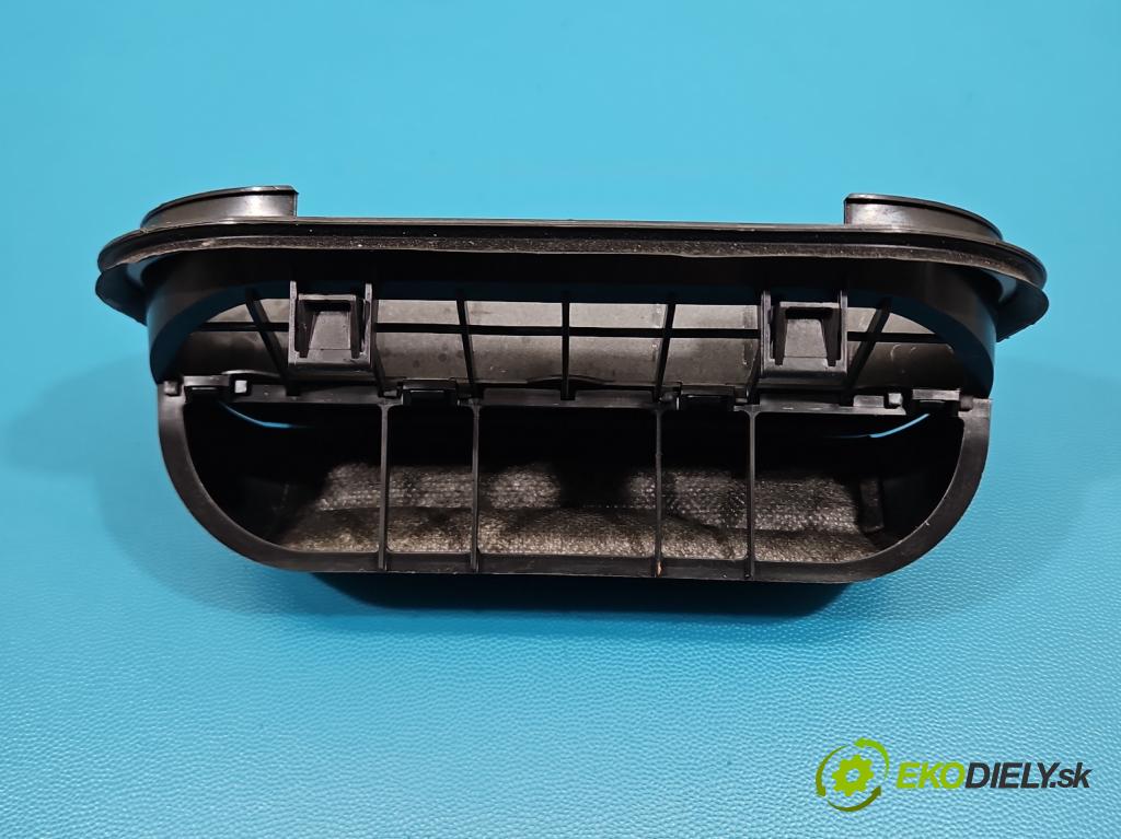 Skoda Octavia IV 2019- 1.5 TSI 150 HP automatic 110 kW 1498 cm3 5- kryt plast 6R0819465C