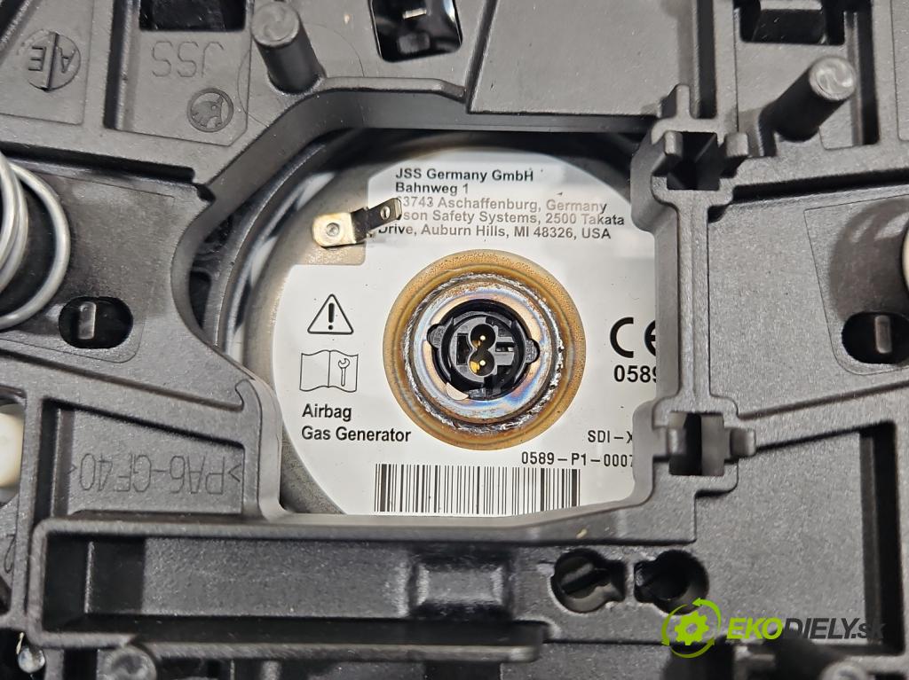 Skoda Scala 2019- 1.0 tsi 114 HP manual 84 kW 999 cm3 5- airbag vzduch: Řidiči: 3V0880201AN (Airbag)