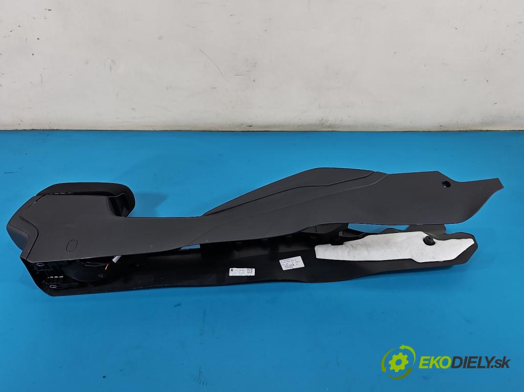 Skoda Scala 2019- 1.0 tsi 114 HP manual 84 kW 999 cm3 5- operadlo  (Lakťová opierka)