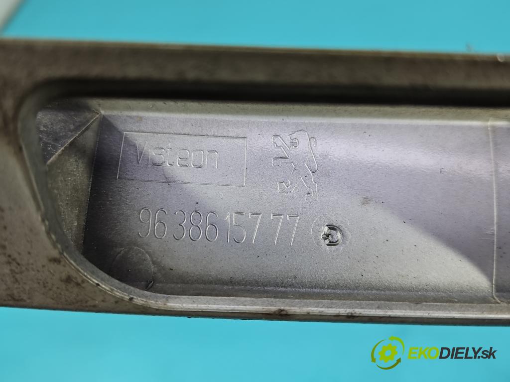 Peugeot 307 2.0 16V 136 HP manual 100 kW 1997 cm3 5- rukoväť kufrové dvere zadné 9638615777