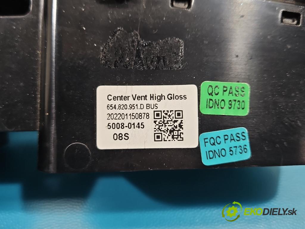Skoda Scala 2019- 1.0 tsi 114 HP manual 84 kW 999 cm3 5- Mřížka: kúrenia stredová 654820951 (Mriežka kúrenia (fukár))