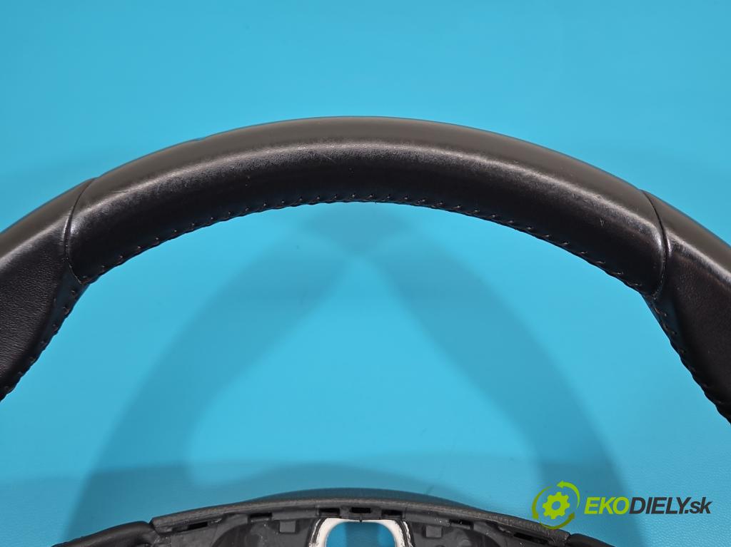 Skoda Scala 2019- 1.0 tsi 114 HP manual 84 kW 999 cm3 5- volant  (Volant)