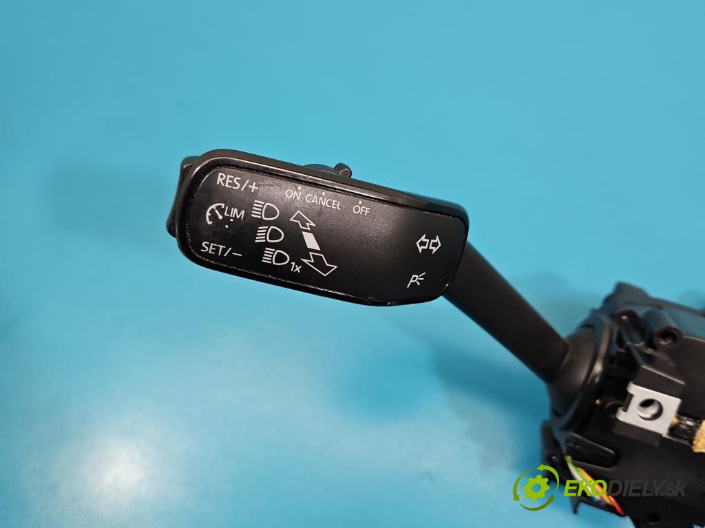 Skoda Scala 2019- 1.0 tsi 114 HP manual 84 kW 999 cm3 5- prepínač komplex: 2Q1953507AC (Prepínacie páčky pod volantom)