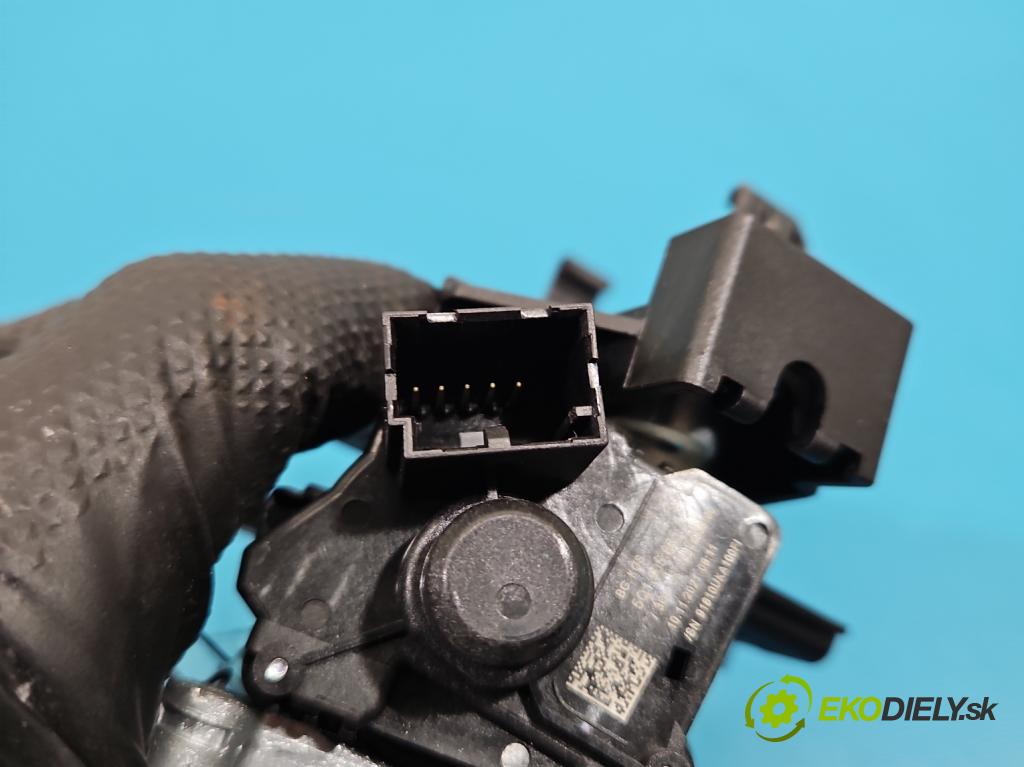 Skoda Scala 2019- 1.0 tsi 114 HP manual 84 kW 999 cm3 5- Spínačka 5Q1905865A (Spínacia skrinka)