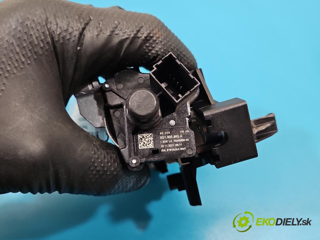Skoda Scala 2019- 1.0 tsi 114 HP manual 84 kW 999 cm3 5- Spínačka 5Q1905865A (Spínacia skrinka)
